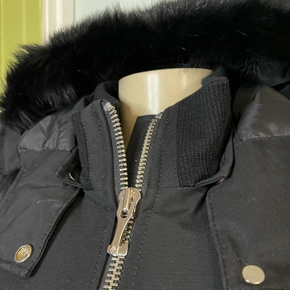Moose Knuckles ( Pre-loved ) Jacket - Picture 6 of 13
